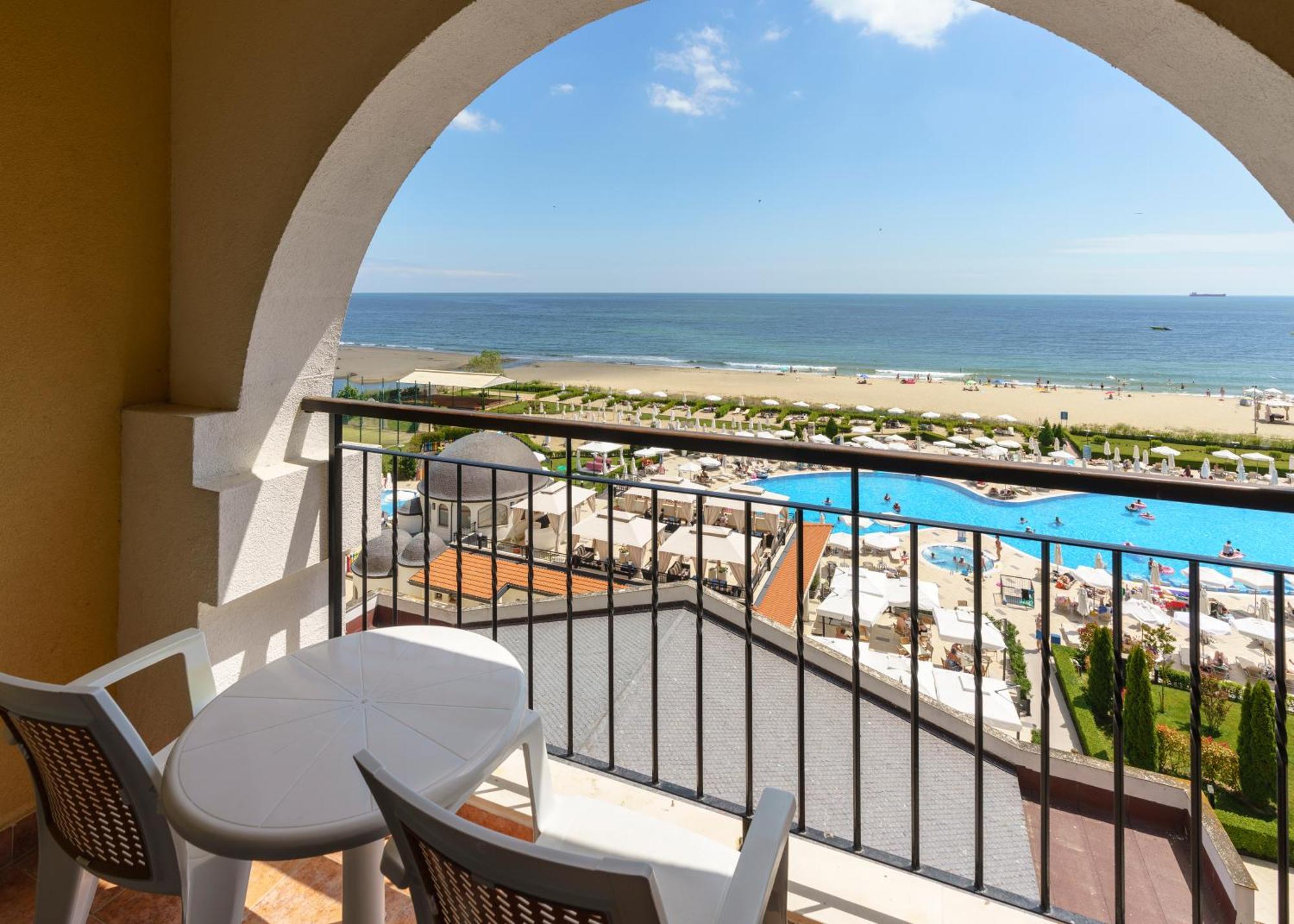 Hotel Alua Helios Bay Obzor Exterior foto
